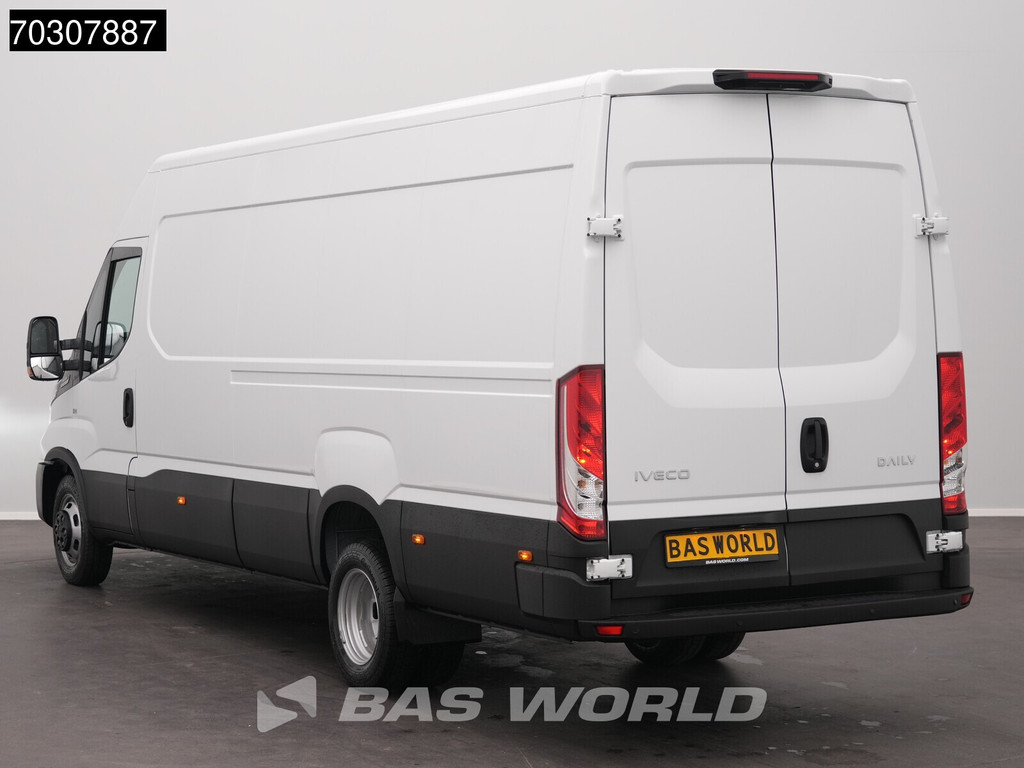 Iveco Daily 35C21 3.0L Automaat Dubbellucht 210PK L2H2 3,5t Trekgewicht ACC LED Airco Cruise Parkeersensoren CarPlay Euro6 L3 Airco 2