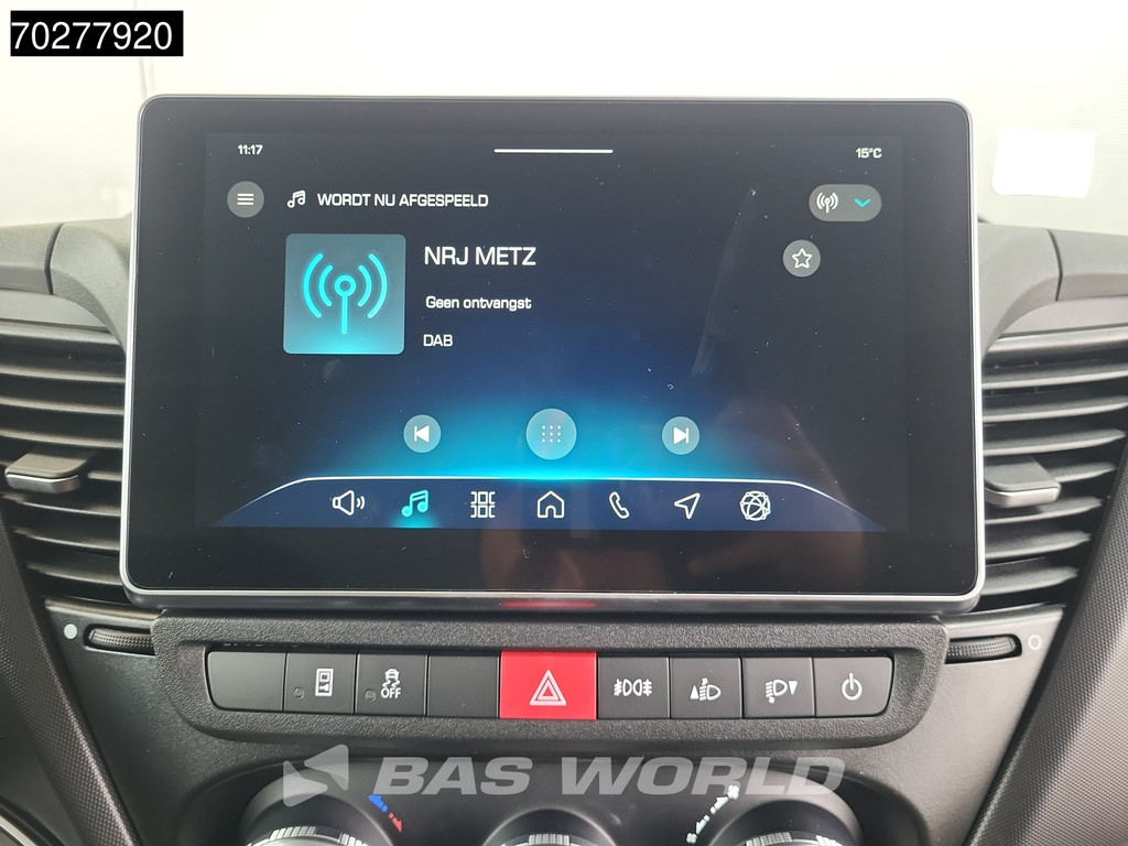 Iveco Daily 35C21 3.0L Automaat L2H1 Laag Dak 210PK 3,5t Trekhaak ACC LED Navi Camera Parkeersensoren Euro6 L2 9m3 Airco Trekhaak 13