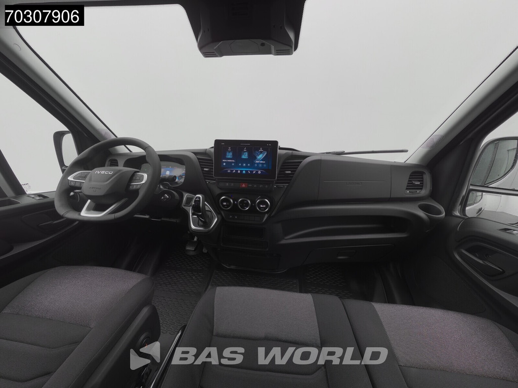 Iveco Daily 35C21 3.0L Automaat L3H2 210PK Dubbellucht ACC LED Airco Camera Parkeersensoren CarPlay Stoelverwarming 3,5t Trekgewicht Euro6 L3 Airco 3