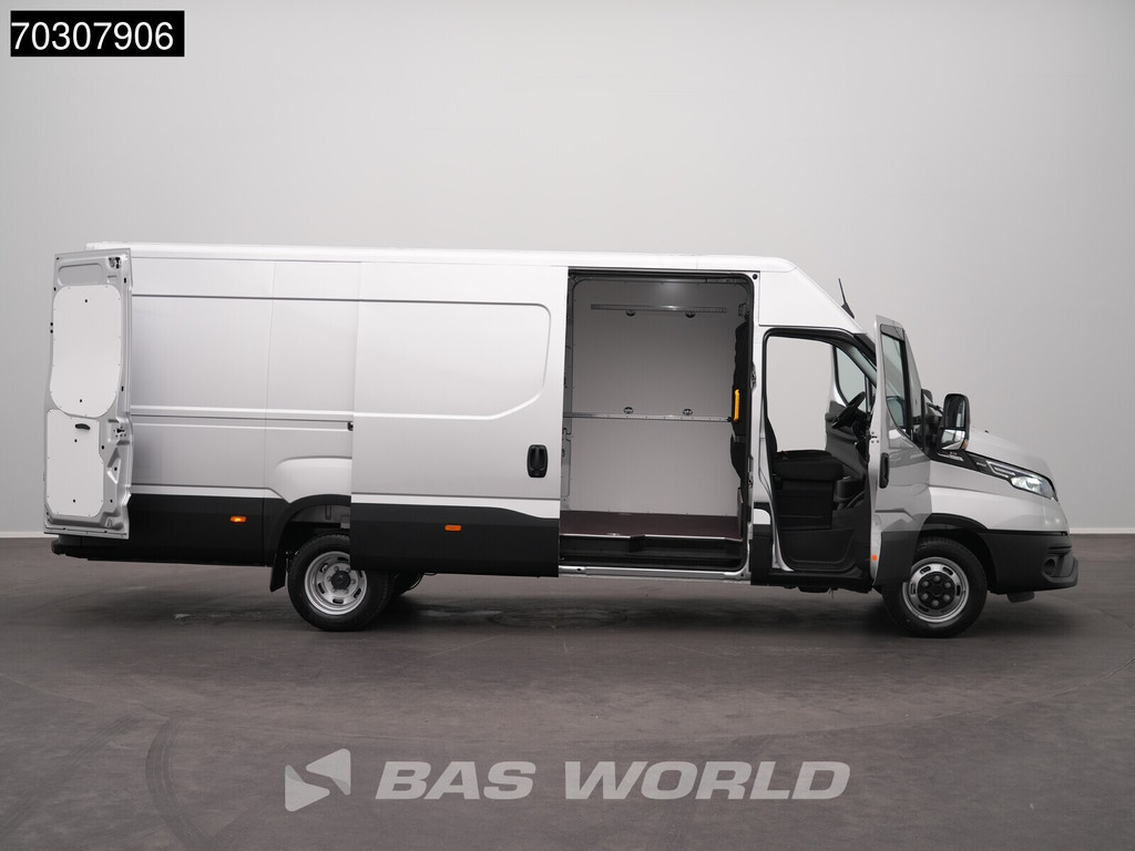 Iveco Daily 35C21 3.0L Automaat L3H2 210PK Dubbellucht ACC LED Airco Camera Parkeersensoren CarPlay Stoelverwarming 3,5t Trekgewicht Euro6 L3 Airco 8