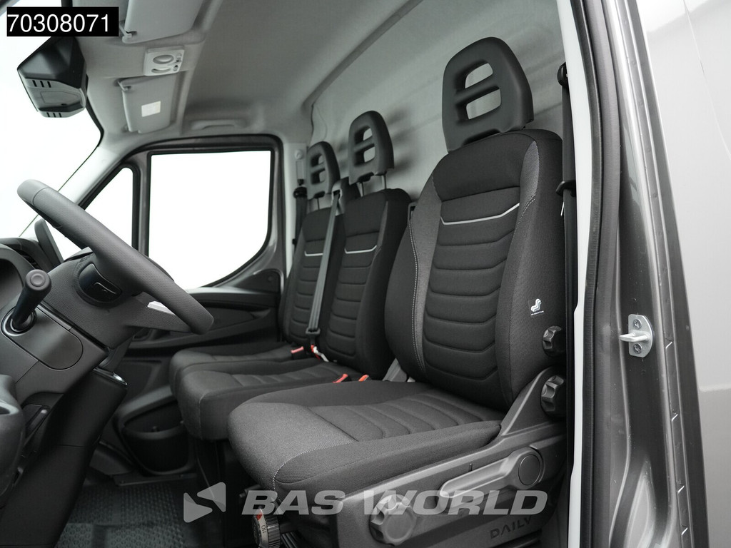 Iveco Daily 35C21 3.0L Automaat L3H3 Dubbellucht 210PK LED ACC Airco Camera Parkeersensoren CarPlay Stoelverwarming 3,5t Trekgewicht 19,6m3 Euro6 L3 Hoog Dak XL Airco 16