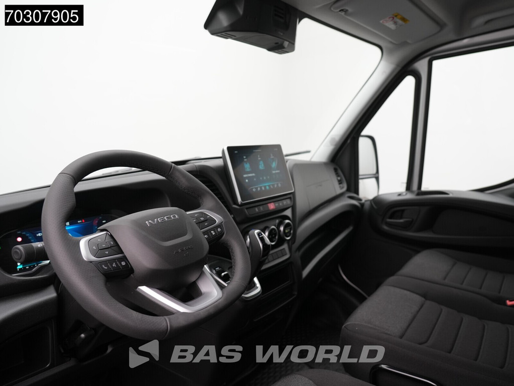 Iveco Daily 35C21 3.0L Automaat L4H2 210PK Dubbellucht ACC LED Airco Camera Parkeersensoren CarPlay Stoelverwarming 3,5t Trekgewicht Euro6 L4 Airco 17