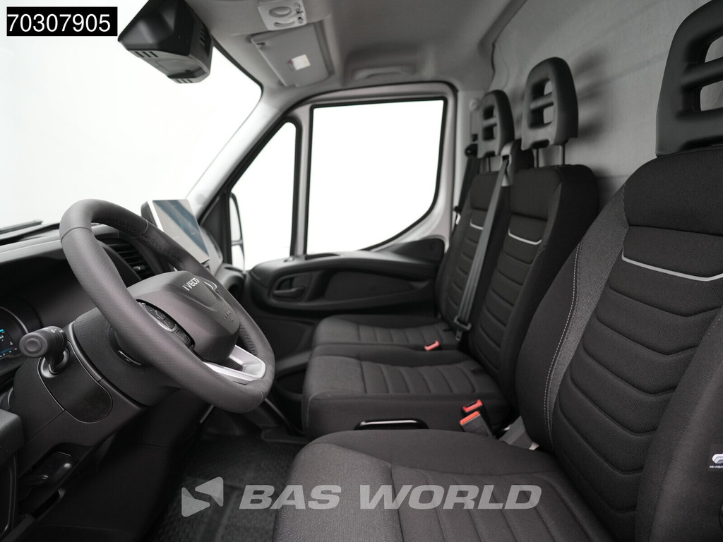 Iveco Daily 35C21 3.0L Automaat L4H2 210PK Dubbellucht ACC LED Airco Camera Parkeersensoren CarPlay Stoelverwarming 3,5t Trekgewicht Euro6 L4 Airco 18