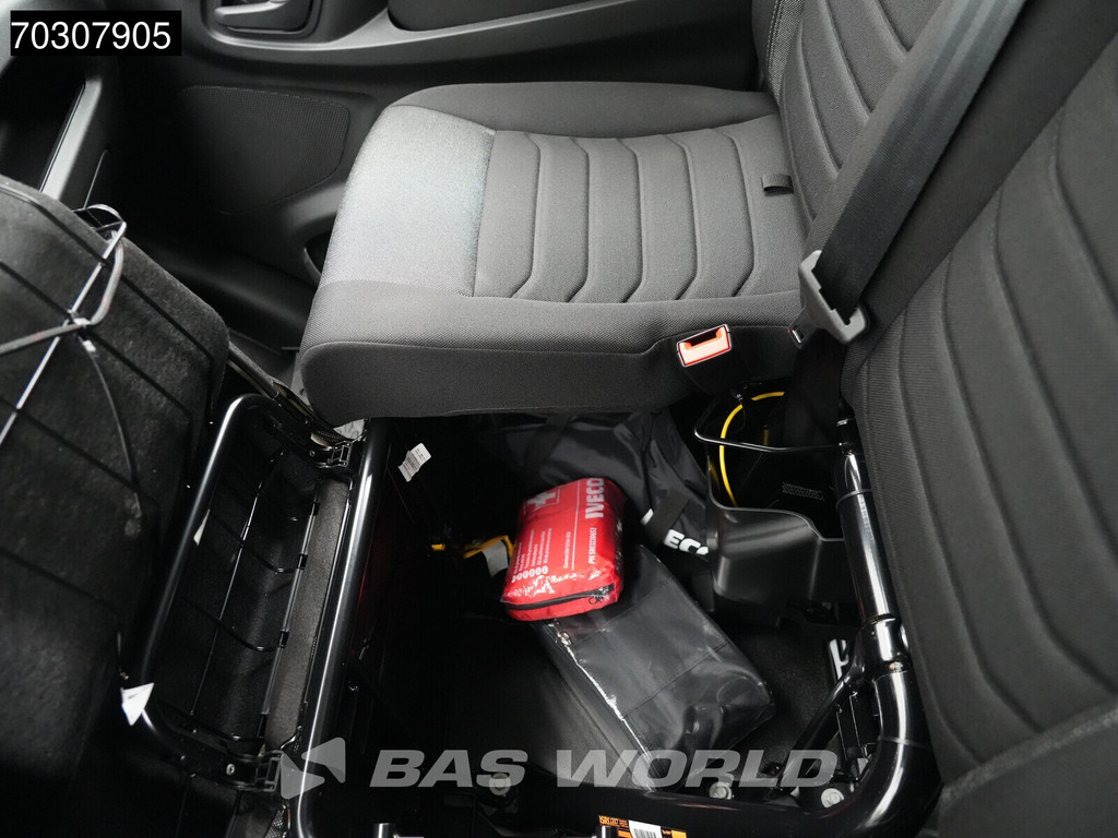 Iveco Daily 35C21 3.0L Automaat L4H2 210PK Dubbellucht ACC LED Airco Camera Parkeersensoren CarPlay Stoelverwarming 3,5t Trekgewicht Euro6 L4 Airco 20