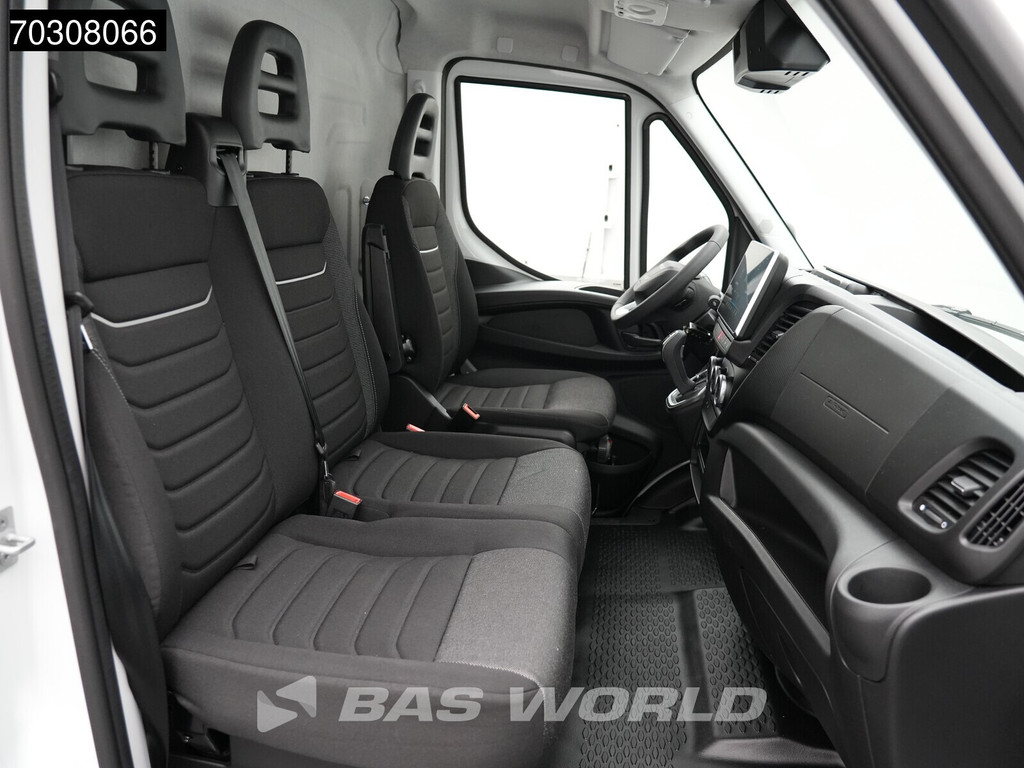 Iveco Daily 35C21 3.0L Automaat L4H3 Dubbellucht 210PK LED ACC Airco Camera Parkeersensoren CarPlay 3,5t Trekgewicht Euro6 L4 Hoog Dak Airco 13