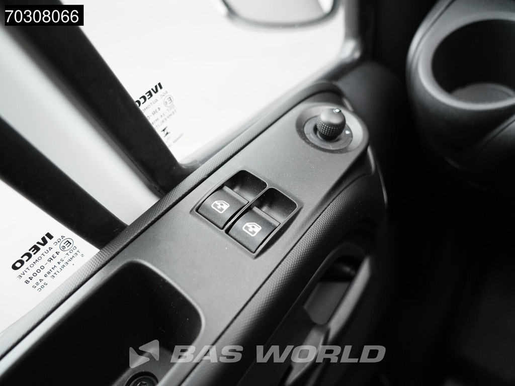 Iveco Daily 35C21 3.0L Automaat L4H3 Dubbellucht 210PK LED ACC Airco Camera Parkeersensoren CarPlay 3,5t Trekgewicht Euro6 L4 Hoog Dak Airco 19
