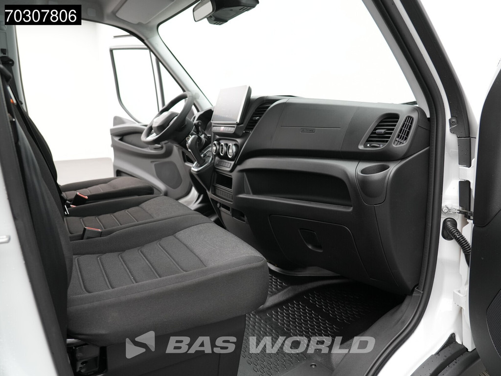 Iveco Daily 35C21 3.0L Automaat Open Laadbak 210PK Dubbellucht 3,5t Trekgewicht ACC LED Airco Camera CarPlay Euro6 Pritsche Pickup Open Box Airco 12