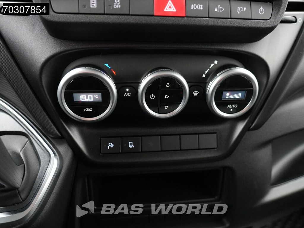 Iveco Daily 35C21 3.0L Automatic 210HP L2H2 Dual Wheels ACC LED Camera CarPlay Parking Sensors 3,5t Towing Capacity Euro6 L2 Airco 19