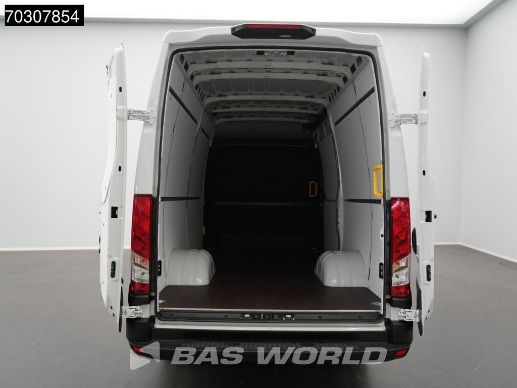 Iveco Daily 35C21 3.0L Automatic 210HP L2H2 Dual Wheels ACC LED Camera CarPlay Parking Sensors 3,5t Towing Capacity Euro6 L2 Airco 9