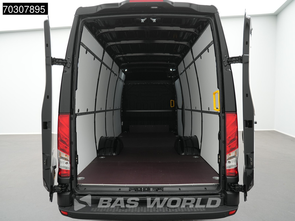 Iveco Daily 35C21 3.0L Automatic 210HP L3H2 Dual Wheels ACC LED Camera CarPlay Parking Sensors 3,5t Towing Capacity Euro6 L3 Airco 10