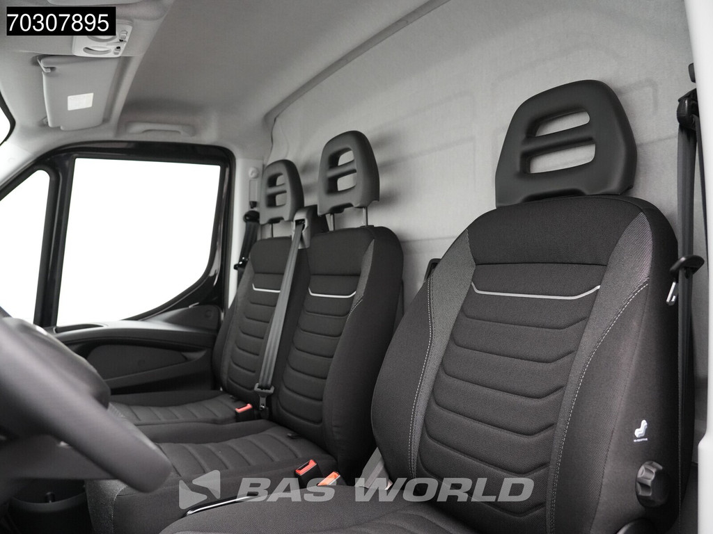 Iveco Daily 35C21 3.0L Automatic 210HP L3H2 Dual Wheels ACC LED Camera CarPlay Parking Sensors 3,5t Towing Capacity Euro6 L3 Airco 17
