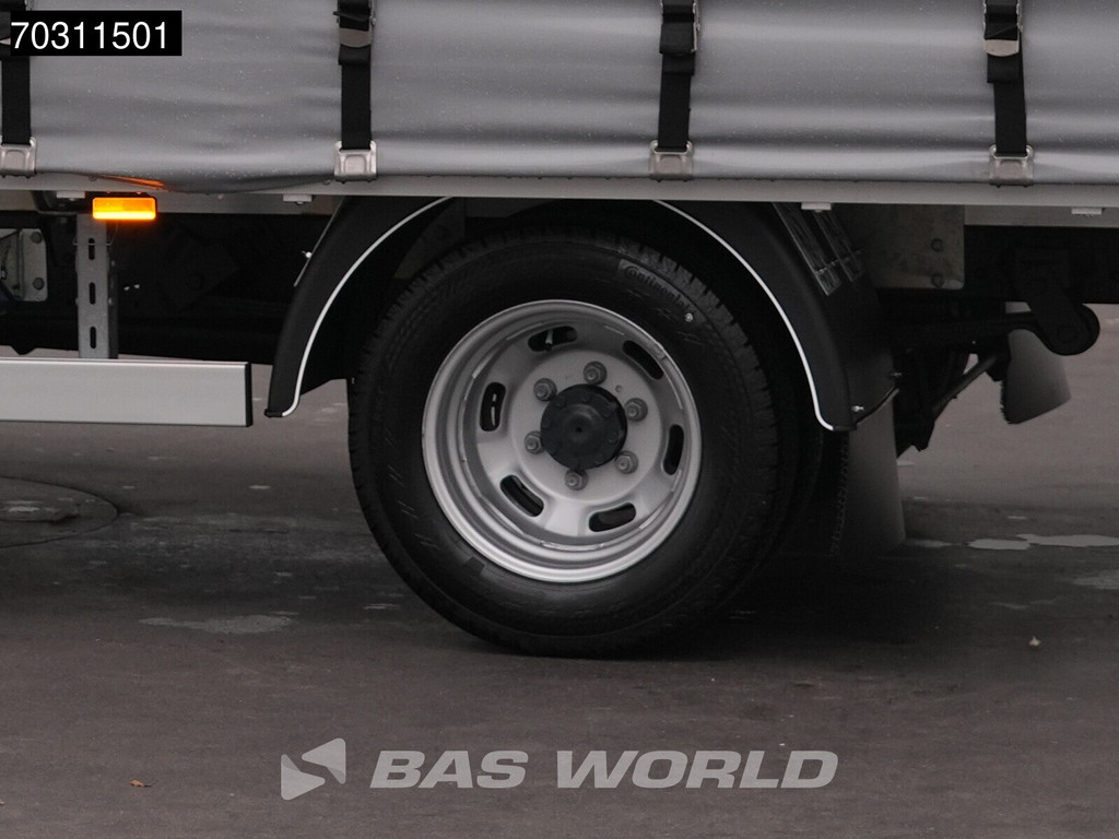 Iveco Daily 35C21 3.0L Laadklep 3,5t Trekhaak Automaat Dubbellucht Schuifzeilen Bakwagen LED ACC Parkeersensoren Euro6 Zeilen Zeilenwagen Koffer Meubelbak Airco Trekhaak 21