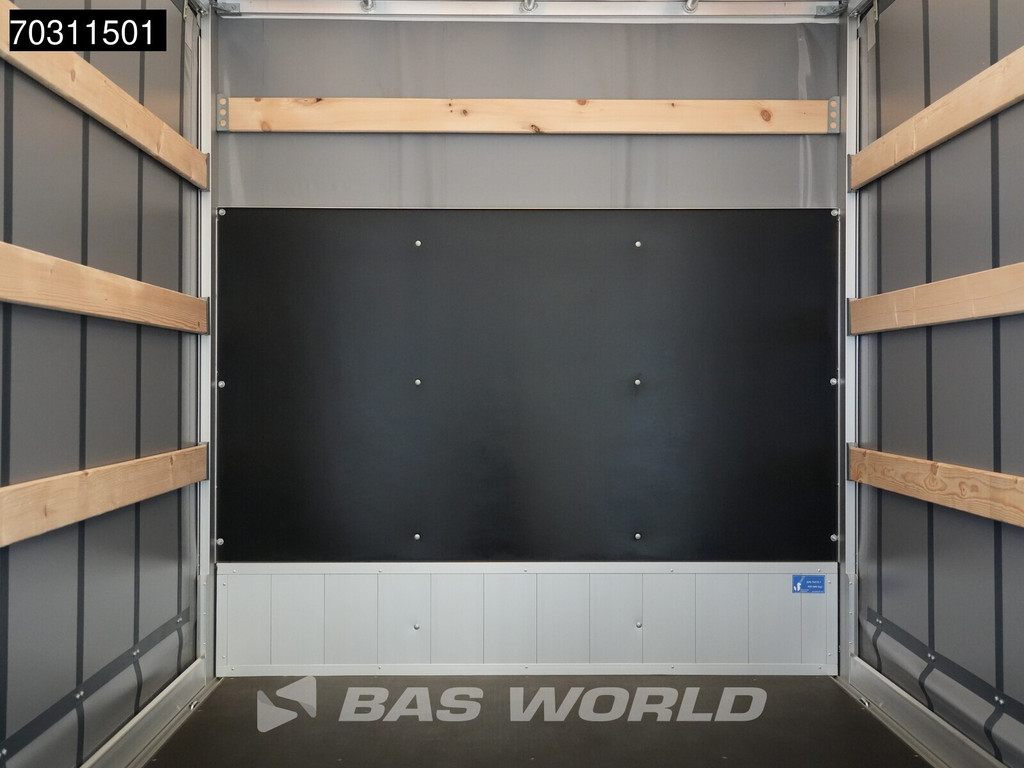 Iveco Daily 35C21 3.0L Laadklep 3,5t Trekhaak Automaat Dubbellucht Schuifzeilen Bakwagen LED ACC Parkeersensoren Euro6 Zeilen Zeilenwagen Koffer Meubelbak Airco Trekhaak 9