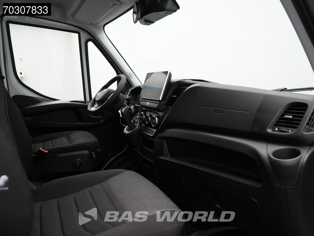 Iveco Daily 35C21 3.0L Open Laadbak Dubbel Cabine 210PK Dubbellucht 3,5t Trekhaak ACC LED Airco Camera Euro6 Pritsche Pickup Airco Dubbel cabine 12