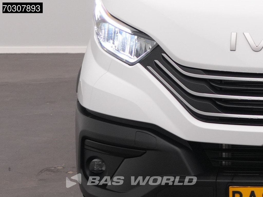 Iveco Daily 35C21 3,0L Automaat 210PK L3H2 ACC LED 3,5t Trekgewicht Airco Camera Parkeersensoren Euro6 L3 Airco 20