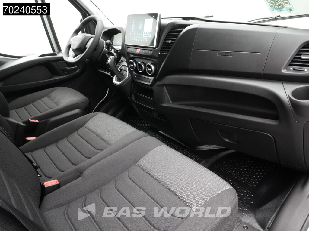 Iveco Daily 35C21 BPM VRIJ! 3.0L Automaat 210PK L2H2 2025-model Dubbellucht 3,5t Trekgewicht LED ACC Navi Airco Camera Euro6 L2 12m3 Airco 12