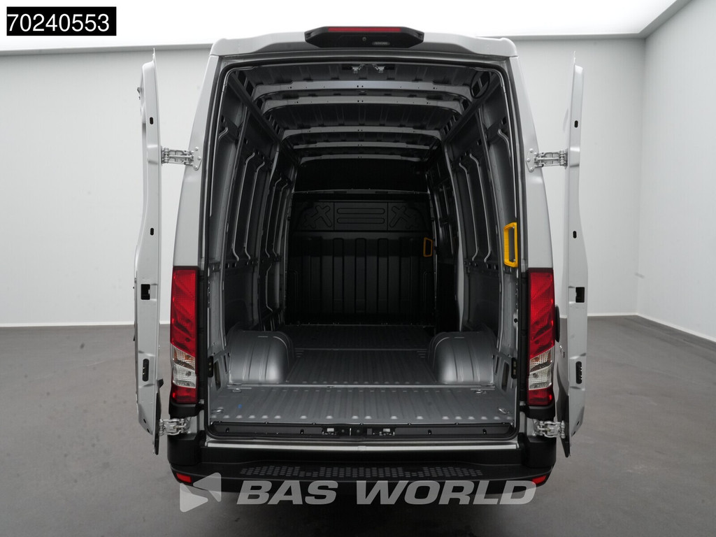 Iveco Daily 35C21 BPM VRIJ! 3.0L Automaat 210PK L2H2 2025-model Dubbellucht 3,5t Trekgewicht LED ACC Navi Airco Camera Euro6 L2 12m3 Airco 5