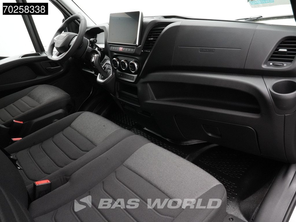 Iveco Daily 35C21 BPM VRIJ! 3.0L Automaat 210PK L3H2 2025-Model Dubbellucht 3,5t Trekvermogen ACC LED CarPlay Camera Parkeersensoren Velgen 16m3 Euro6 L4H2 16m3 Airco 11