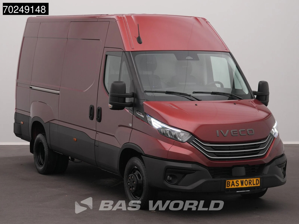 Iveco Daily 35C21 BPM VRIJ! 3.0L Automaat 2x Schuifdeur 210PK L2H2 Dubbellucht 2025-Model 3,5t Trekhaak ACC LED Navi Camera Parkeersensoren Euro6 L2 12m3 Airco Trekhaak 7