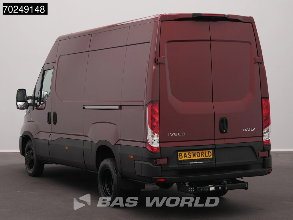 Iveco Daily 35C21 BPM VRIJ! 3.0L Automaat 2x Schuifdeur 210PK L2H2 Dubbellucht 2025-Model 3,5t Trekhaak ACC LED Navi Camera Parkeersensoren Euro6 L2 12m3 Airco Trekhaak 8