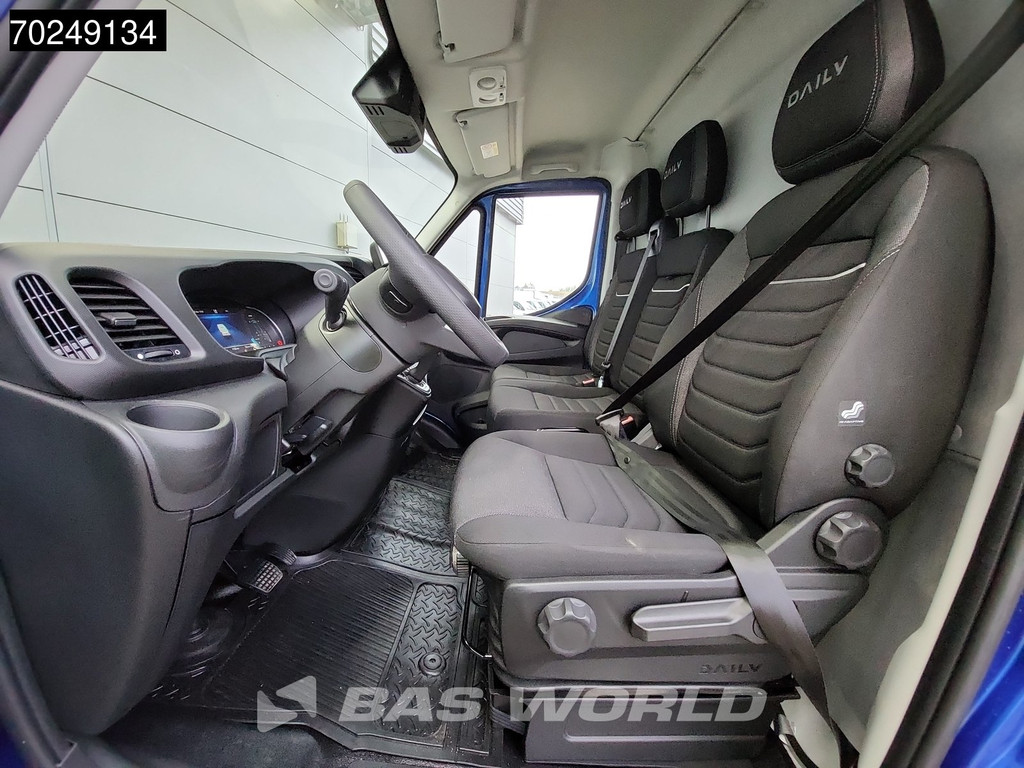 Iveco Daily 35C21 Uniek! 3.0L Automaat Laag Dak L2H1 3,5t Trekhaak LED ACC Navi Camera Parkeersensoren CarPlay Euro6 L2 8m3 Airco Trekhaak 15