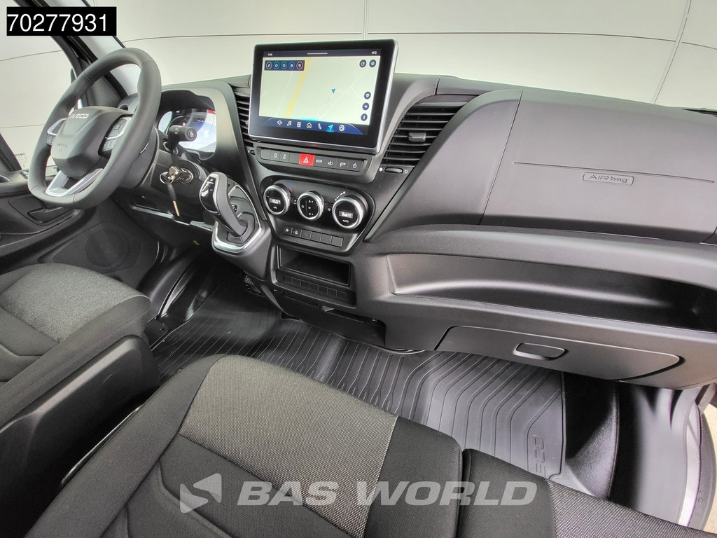 Iveco Daily 35C21 XXL 3.0L Automaat 19,3m3 L5H3 210PK Hoog Dak Dubbellucht 3,5t Trekhaak ACC Navi LED Camera Parkeersensoren Euro6 L5 Airco Trekhaak 10