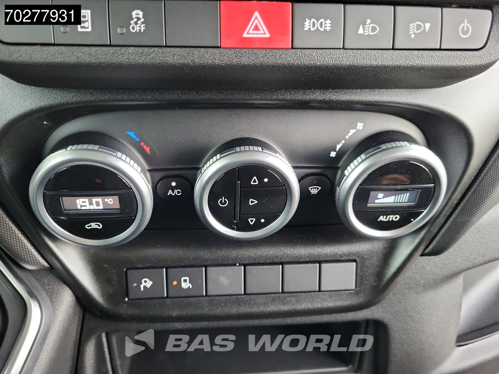 Iveco Daily 35C21 XXL 3.0L Automaat 19,3m3 L5H3 210PK Hoog Dak Dubbellucht 3,5t Trekhaak ACC Navi LED Camera Parkeersensoren Euro6 L5 Airco Trekhaak 16