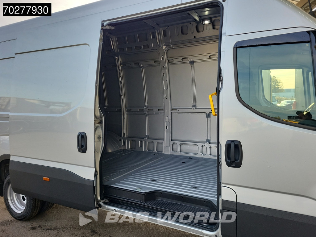 Iveco Daily 35C21 XXL 3.0L Automaat 19,3m3 L5H3 210PK Hoog Dak Dubbellucht 3,5t Trekhaak ACC Navi LED Camera Parkeersensoren Euro6 L5 Airco Trekhaak 7