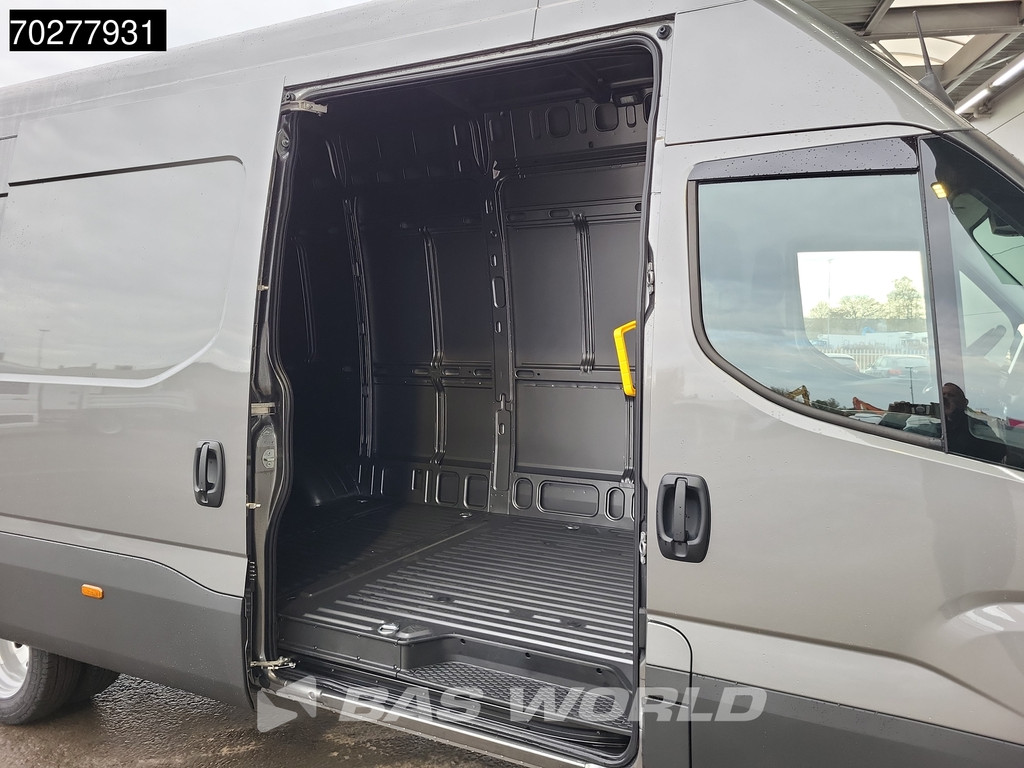 Iveco Daily 35C21 XXL 3.0L Automaat 19,3m3 L5H3 210PK Hoog Dak Dubbellucht 3,5t Trekhaak ACC Navi LED Camera Parkeersensoren Euro6 L5 Airco Trekhaak 7