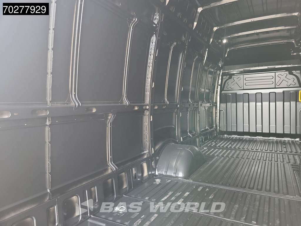 Iveco Daily 35C21 XXL 3.0L Automaat 19,3m3 L5H3 210PK Hoog Dak Dubbellucht 3,5t Trekhaak ACC Navi LED Camera Parkeersensoren Euro6 L5 Airco Trekhaak 8