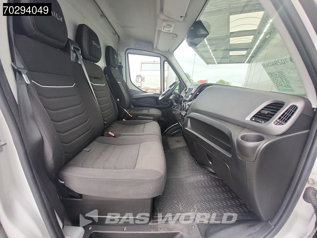 Iveco Daily 35S14 Automaat L2H2 3,5t Trekhaak LED Airco Cruise Camera Euro6 L2 12m3 Airco Trekhaak Cruise control 12