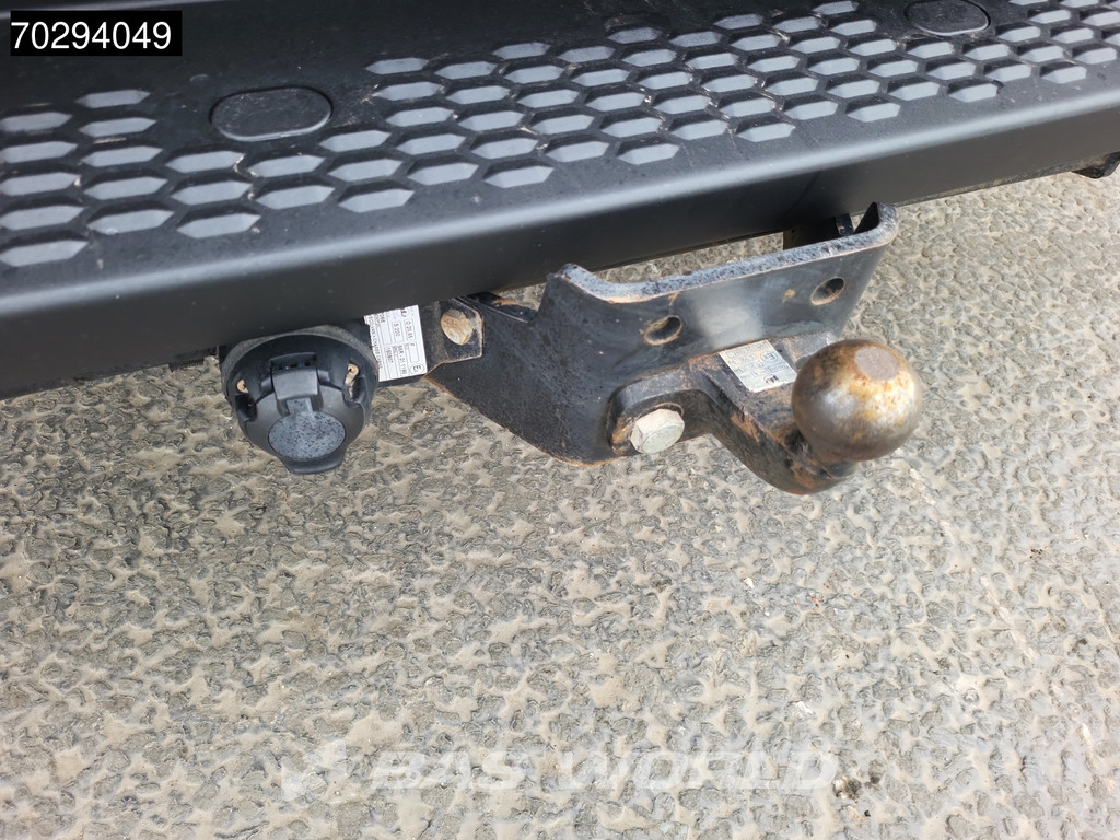 Iveco Daily 35S14 Automaat L2H2 3,5t Trekhaak LED Airco Cruise Camera Euro6 L2 12m3 Airco Trekhaak Cruise control 9