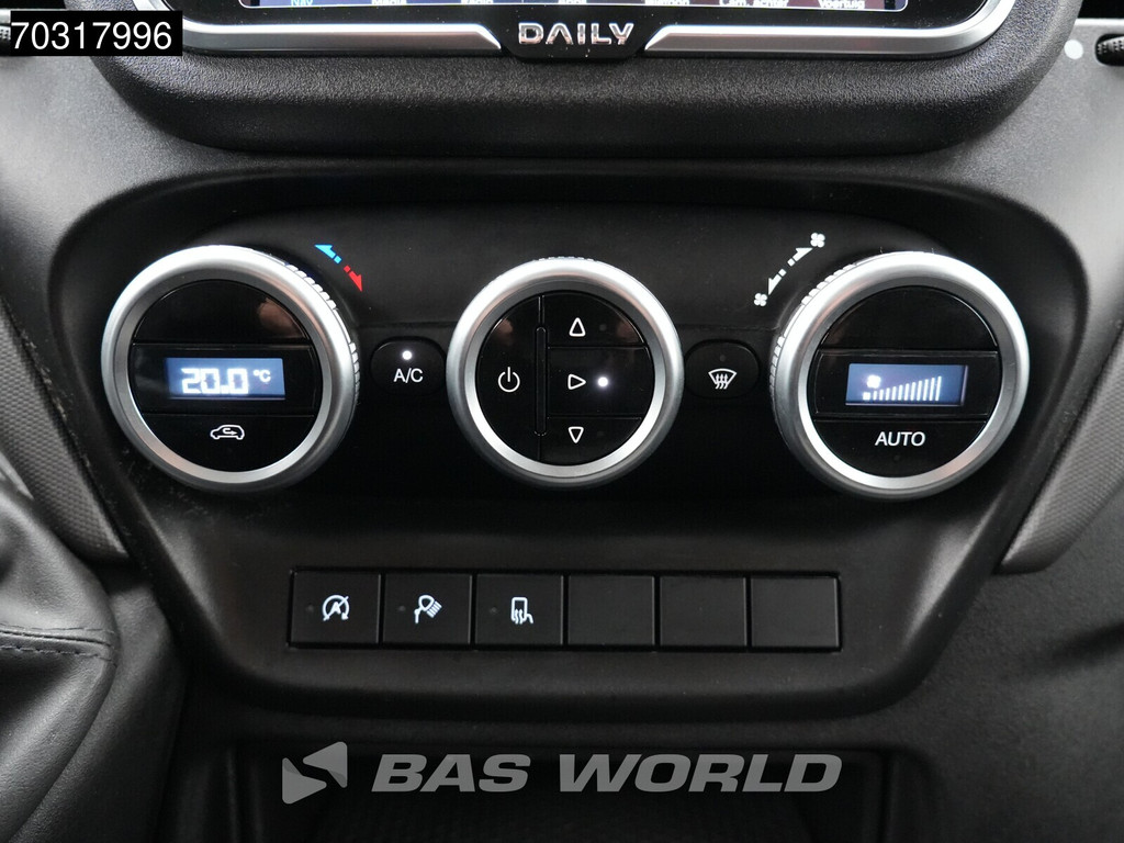 Iveco Daily 35S14 Automaat L3H2 LED Navi Airco Cruise Camera Imperiaal 3,5t Trekgewicht Euro6 L3 Airco Cruise control 16