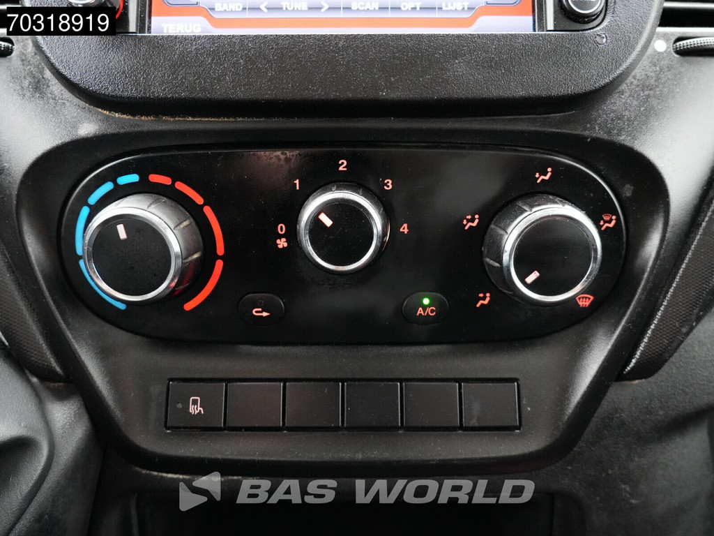 Iveco Daily 35S14 Automaat Open Laadbak met Kist 3.5t trekhaak Airco Cruise Euro6 Pritsche Pickup Open Box Airco Trekhaak Cruise control 16