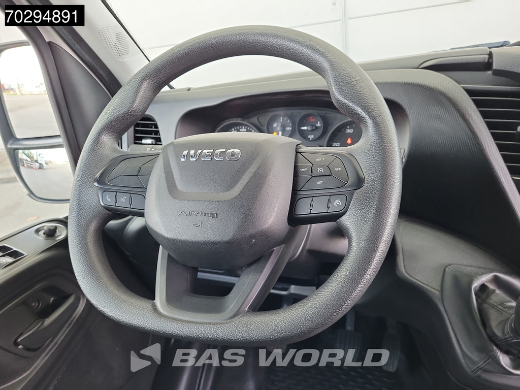 Iveco Daily 35S14 L2H2 3,5t Trekgewicht 140PK Airco Cruise Euro6 L2 Airco Cruise control 16