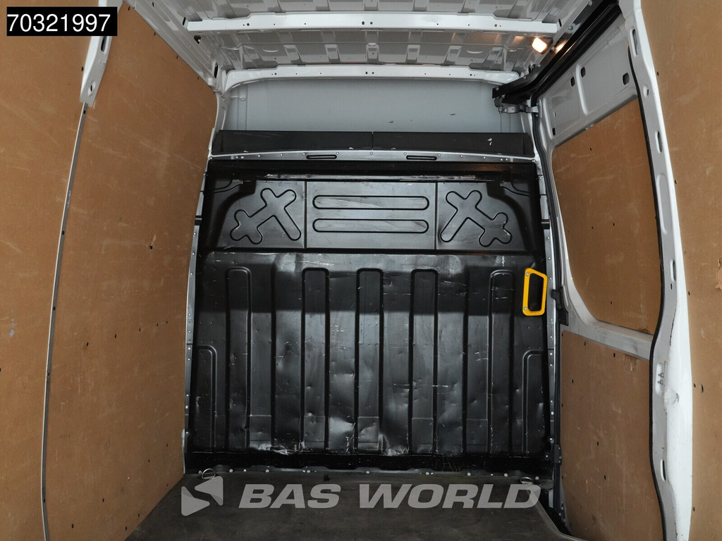 Iveco Daily 35S14 L2H2 Airco Cruise 3.5t Trekgewicht Euro6 L2 Airco Cruise control 11