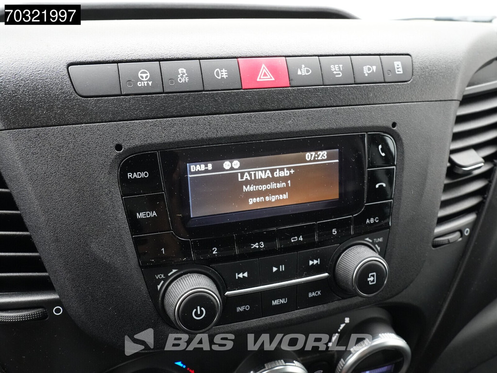Iveco Daily 35S14 L2H2 Airco Cruise 3.5t Trekgewicht Euro6 L2 Airco Cruise control 14