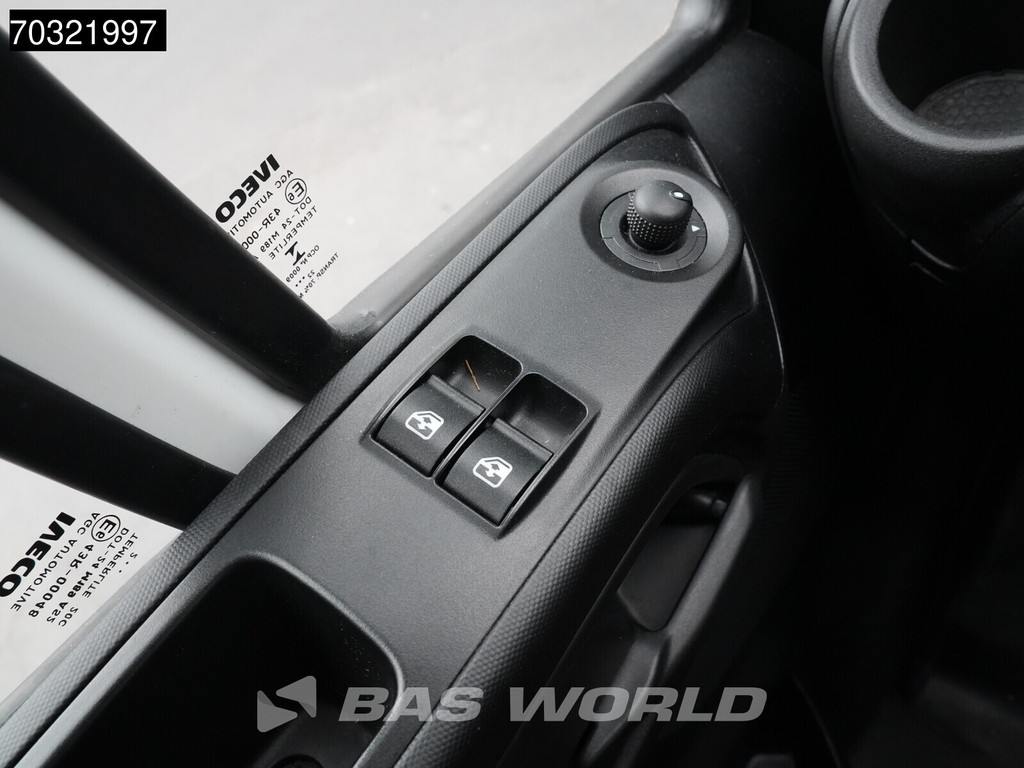 Iveco Daily 35S14 L2H2 Airco Cruise 3.5t Trekgewicht Euro6 L2 Airco Cruise control 17