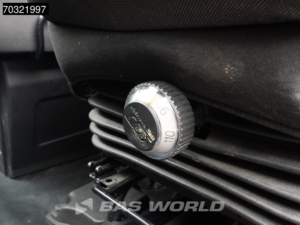 Iveco Daily 35S14 L2H2 Airco Cruise 3.5t Trekgewicht Euro6 L2 Airco Cruise control 18