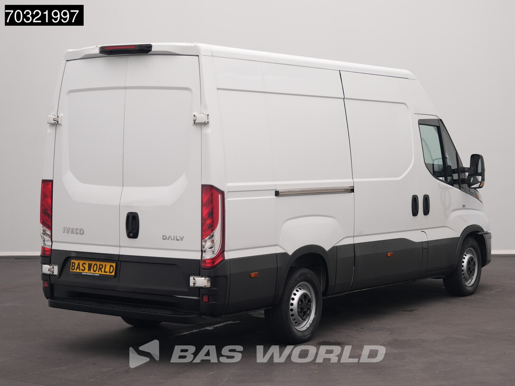 Iveco Daily 35S14 L2H2 Airco Cruise 3.5t Trekgewicht Euro6 L2 Airco Cruise control 2