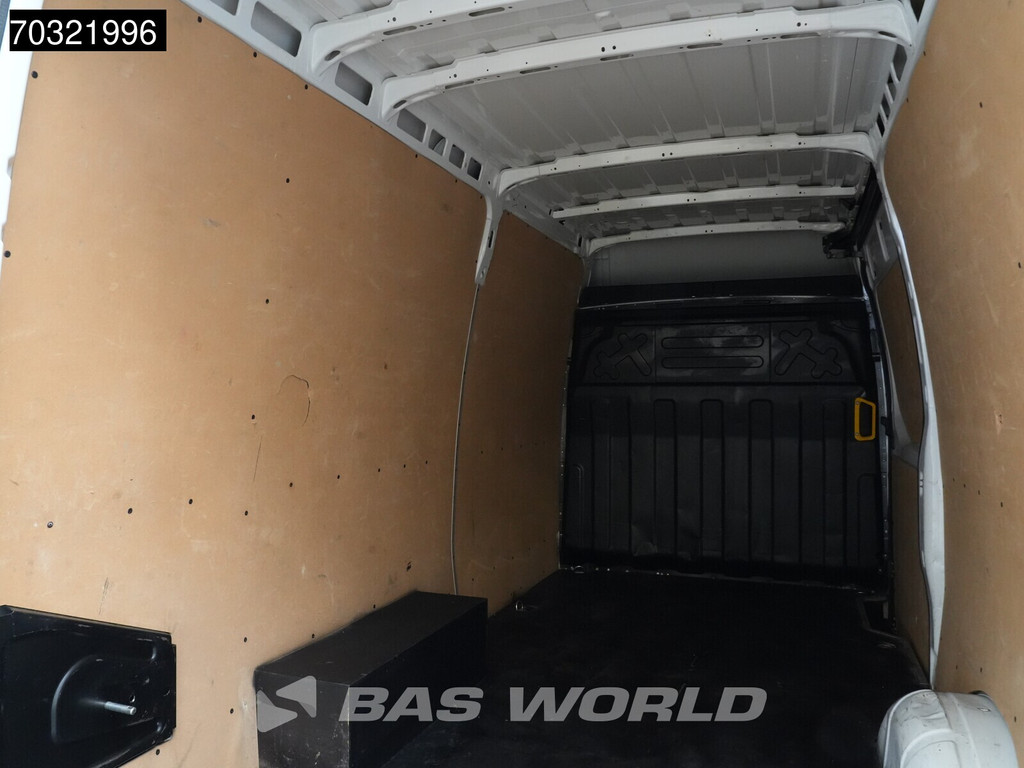 Iveco Daily 35S14 L2H2 Airco Cruise 3,5t Trekgewicht Euro6 L2 Airco Cruise control 11