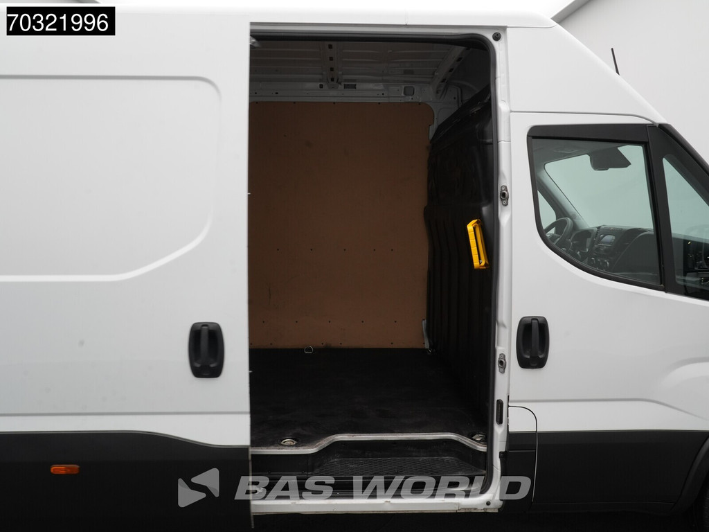 Iveco Daily 35S14 L2H2 Airco Cruise 3,5t Trekgewicht Euro6 L2 Airco Cruise control 9