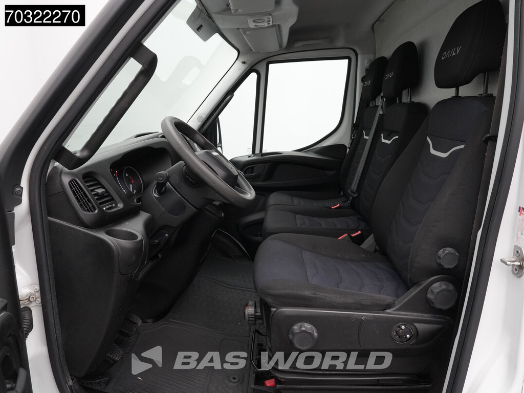 Iveco Daily 35S14 L2H2 Airco Cruise Parkeersensoren 3,5t Trekgewicht Euro6 L2 Airco Cruise control 20