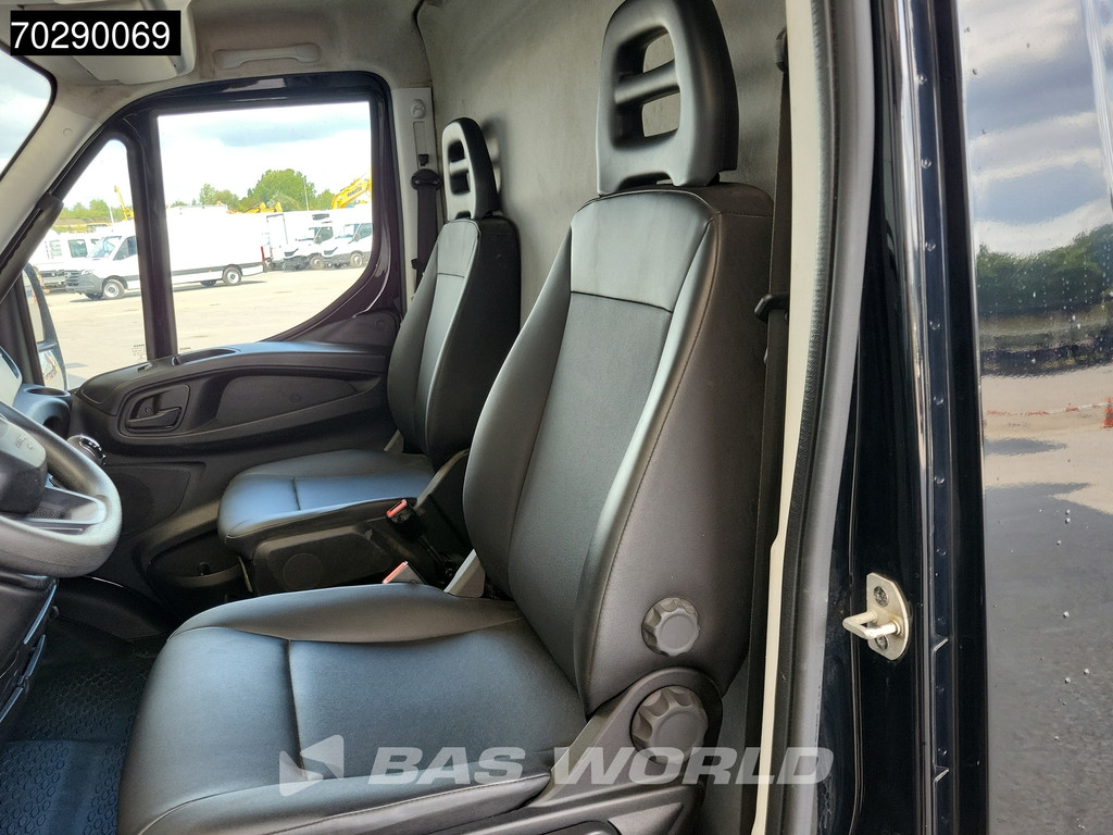 Iveco Daily 35S16 160PK L2H2 Navi Camera Airco Cruise 11m3 Airco Cruise control 11