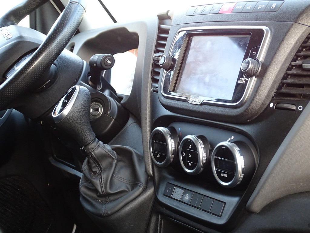 Iveco Daily 35S16 3.0 Bakwagen 17