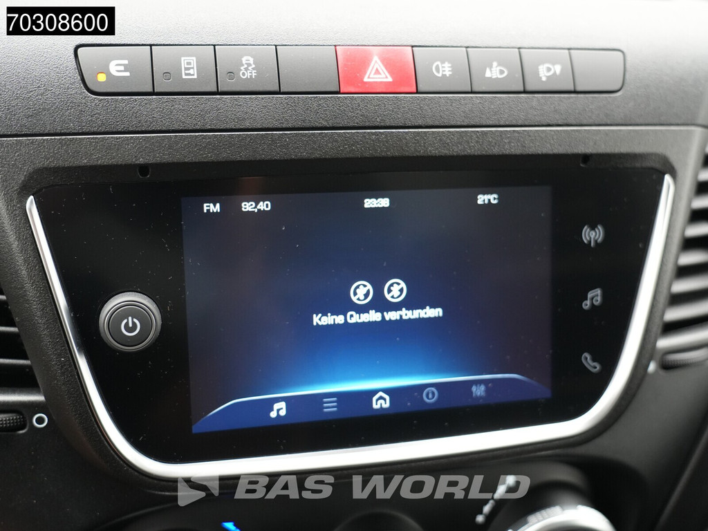 Iveco Daily 35S16 3.0L Automaat 160PK L3H2 Airco Cruise Camera CarPlay Parkeersensoren Euro6 L3 Airco Cruise control 17