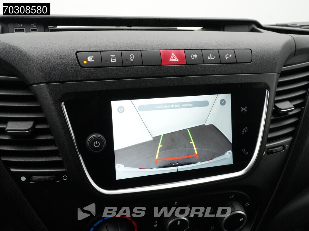 Iveco Daily 35S16 3.0L Automaat L2H2 3,5t Trekhaak 160PK Airco Camera CarPlay Parkeersensoren Euro6 L2 26m3 Airco Trekhaak 18