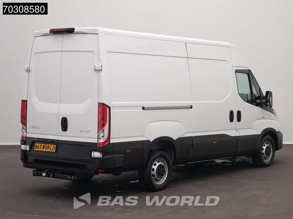 Iveco Daily 35S16 3.0L Automaat L2H2 3,5t Trekhaak 160PK Airco Camera CarPlay Parkeersensoren Euro6 L2 26m3 Airco Trekhaak 2