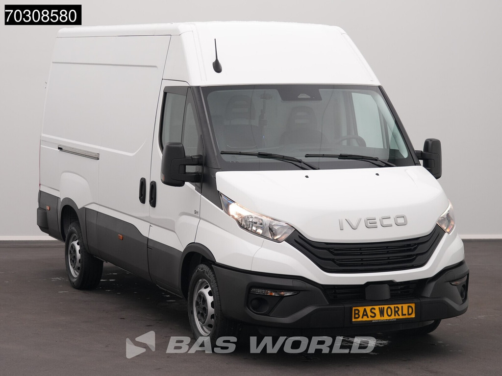 Iveco Daily 35S16 3.0L Automaat L2H2 3,5t Trekhaak 160PK Airco Camera CarPlay Parkeersensoren Euro6 L2 26m3 Airco Trekhaak 8