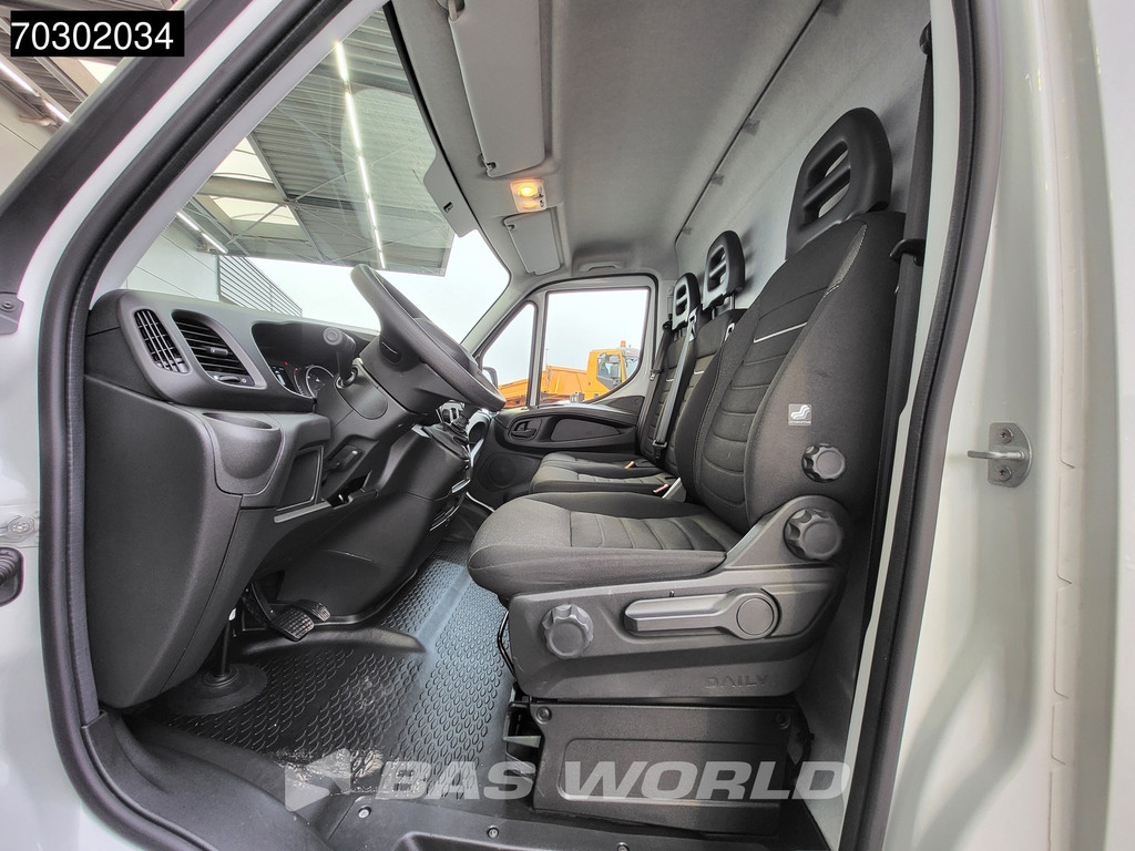 Iveco Daily 35S16 3.0L Automaat L3H2 3,5t Trekhaak 160PK Airco Cruise Euro6 L3 Airco Trekhaak Cruise control 11